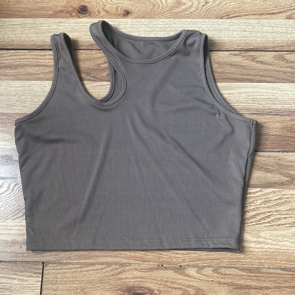 Brown cropped top